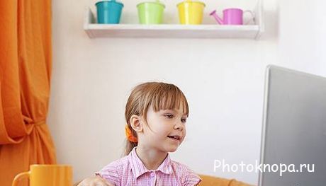 Дети делают домашнее задание - растровый клипарт Дети делают домашнее задание - растровый клипарт