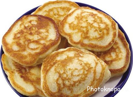Русские блины с красной икрой и оладьи - растровый клипарт Русские блины с красной икрой и оладьи - растровый клипарт