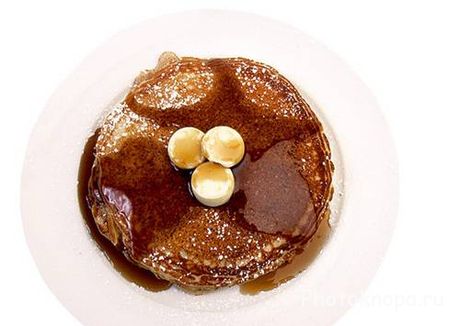 Русские блины с красной икрой и оладьи - растровый клипарт Русские блины с красной икрой и оладьи - растровый клипарт