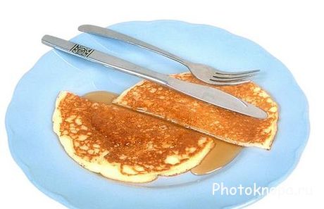 Русские блины с красной икрой и оладьи - растровый клипарт Русские блины с красной икрой и оладьи - растровый клипарт