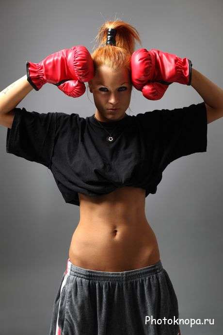    / Boxing girl