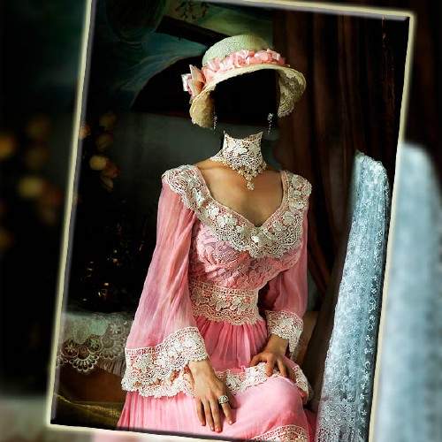  Photoshop шаблон - В розовом старинном наряде 